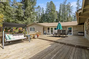 738 Elgarose Rd, Roseburg, OR 97471 - Photo 39