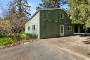 738 Elgarose Rd, Roseburg, OR 97471 - Photo 43
