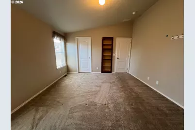 1207 E 10th, The Dalles, OR 97058 - Photo 9