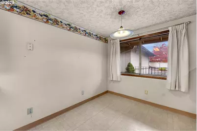 3704 NE 45th St, Vancouver, WA 98661 - Photo 13