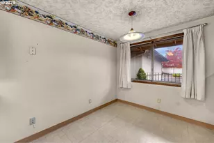 3704 NE 45th St, Vancouver, WA 98661 - Photo 13