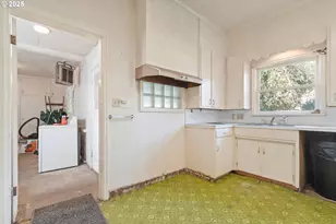 412 Gardner Ave, Drain, OR 97435 - Photo 19