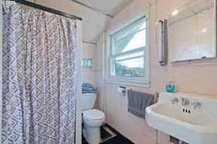 412 Gardner Ave, Drain, OR 97435 - Photo 27