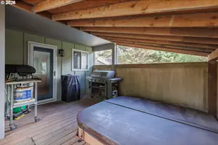 216 NE 56th St, Newport, OR 97365 - Photo 43