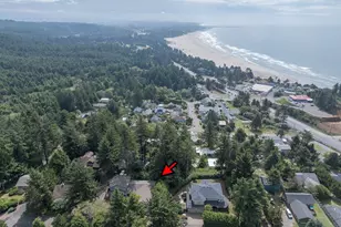 216 NE 56th St, Newport, OR 97365 - Photo 3