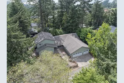 216 NE 56th St, Newport, OR 97365 - Photo 45
