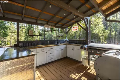555 Ewe Creek Rd, Grants Pass, OR 97526 - Photo 27