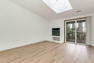 11990 SW Corby Dr, Portland, OR 97225 - Photo 3