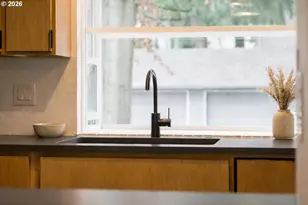 11990 SW Corby Dr, Portland, OR 97225 - Photo 17