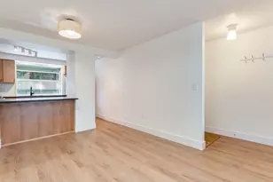 11990 SW Corby Dr, Portland, OR 97225 - Photo 9