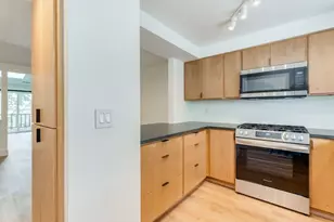 11990 SW Corby Dr, Portland, OR 97225 - Photo 9