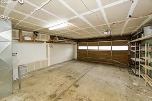 11318 SE Brookside Dr, Portland, OR 97266 - Photo 31