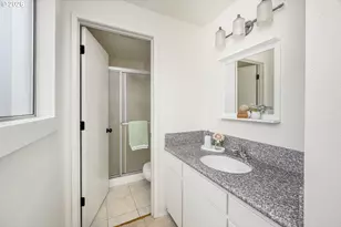 11318 SE Brookside Dr, Portland, OR 97266 - Photo 29