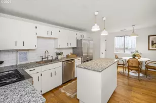 11318 SE Brookside Dr, Portland, OR 97266 - Photo 11