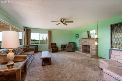 55496 Pioneer Rd, Scappoose, OR 97056 - Photo 5