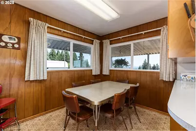 55496 Pioneer Rd, Scappoose, OR 97056 - Photo 11