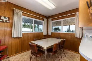 55496 Pioneer Rd, Scappoose, OR 97056 - Photo 11