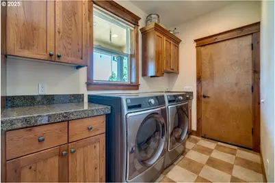 11825 NE Finn Hill Loop, Carlton, OR 97111 - Photo 13