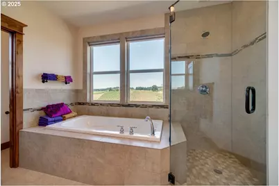 11825 NE Finn Hill Loop, Carlton, OR 97111 - Photo 15