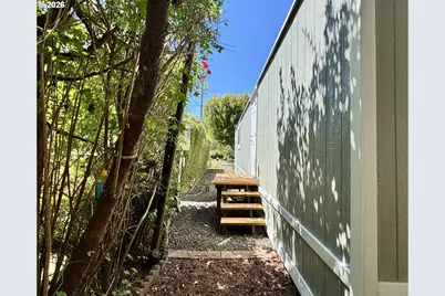 5170 Grand Ave #31, Florence, OR 97439 - Photo 21