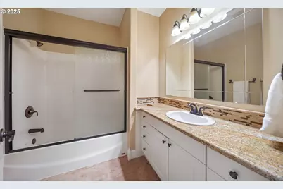 37310 Fawn Dr, Lebanon, OR 97355 - Photo 21