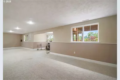 37310 Fawn Dr, Lebanon, OR 97355 - Photo 23