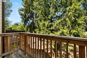 621 SW Dillan Dr, Beaverton, OR 97006 - Photo 3