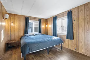 708 51st St, Springfield, OR 97478 - Photo 23