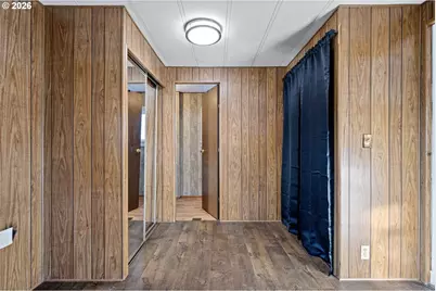 708 51st St, Springfield, OR 97478 - Photo 25