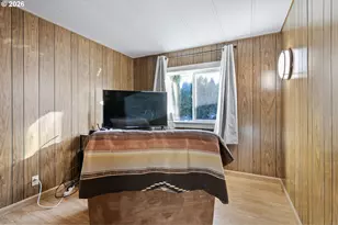 708 51st St, Springfield, OR 97478 - Photo 21