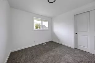 925 N Pershing St, Mount Angel, OR 97362 - Photo 11