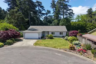 1077 Pirates Ct, Coos Bay, OR 97420 - Photo 39
