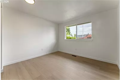 211 NW 103rd St, Vancouver, WA 98685 - Photo 19
