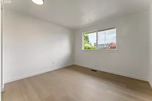 211 NW 103rd St, Vancouver, WA 98685 - Photo 19