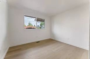 211 NW 103rd St, Vancouver, WA 98685 - Photo 17