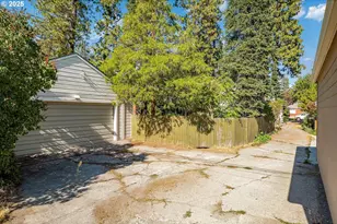 1118 E 28th Ave, Spokane, WA 99203 - Photo 13
