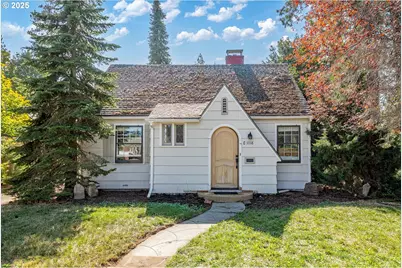 1118 E 28th Ave, Spokane, WA 99203 - Photo 3