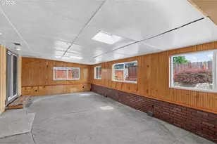 1549 NE 9th St, McMinnville, OR 97128 - Photo 11