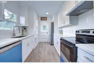 1012 6th St, Washougal, WA 98671 - Photo 11