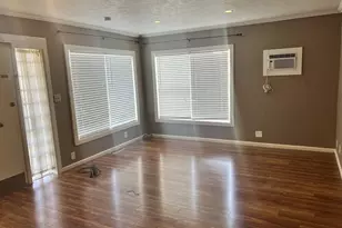 418 NW 9th St, Pendleton, OR 97801 - Photo 3