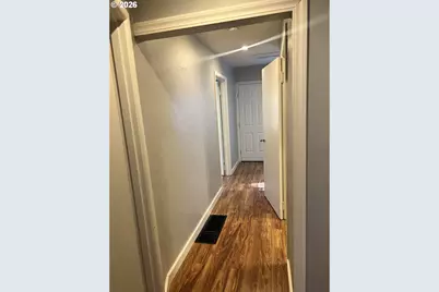 418 NW 9th St, Pendleton, OR 97801 - Photo 11