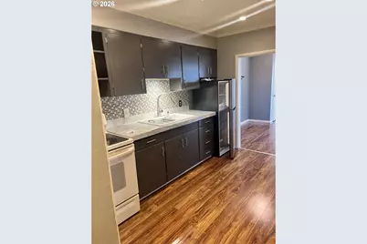 418 NW 9th St, Pendleton, OR 97801 - Photo 7