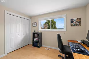 5676 SE Hillwood Cir, Milwaukie, OR 97267 - Photo 15