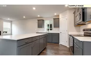 12107 NE 16th St, Vancouver, WA 98684 - Photo 3