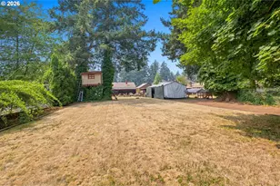 1102 NE 106th Ave, Portland, OR 97220 - Photo 33