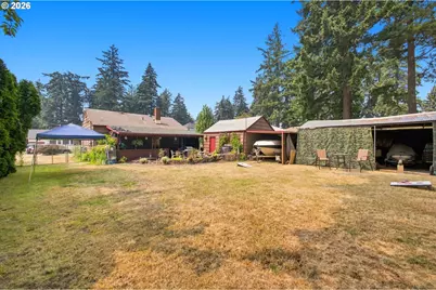 1102 NE 106th Ave, Portland, OR 97220 - Photo 29