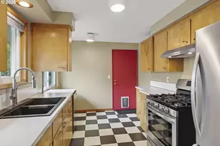 3210 SE Sherrett St, Milwaukie, OR 97222 - Photo 13