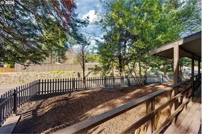 2130 Southwest Blvd, Coos Bay, OR 97420 - Photo 37