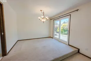20775 SW Vienna Dr, Beaverton, OR 97078 - Photo 17