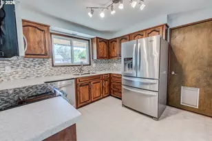 20775 SW Vienna Dr, Beaverton, OR 97078 - Photo 9